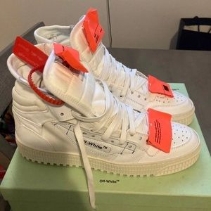 Off-White Converse men 10 M